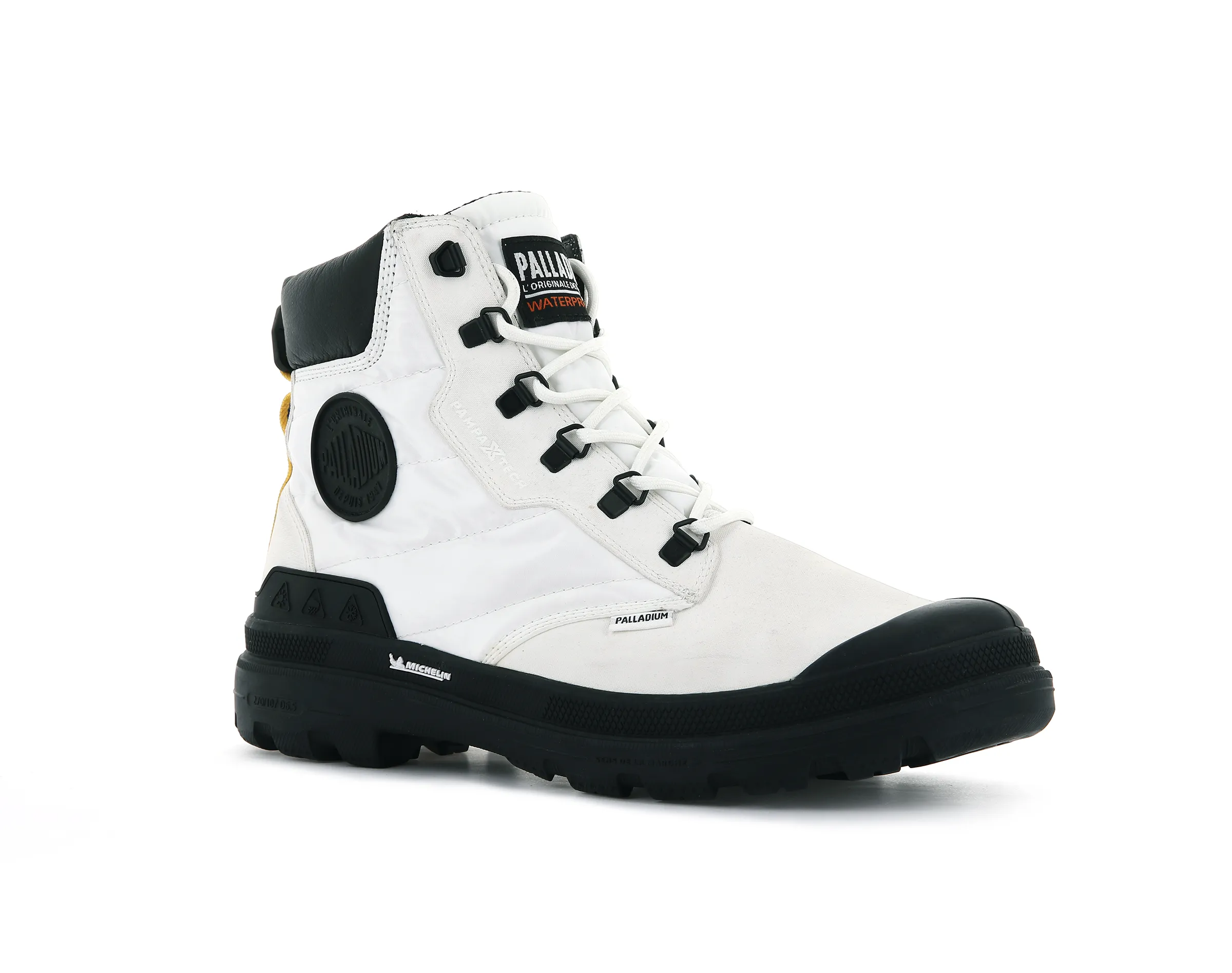 06873-116-M | PAMPA X TECH | WHITE/BLACK