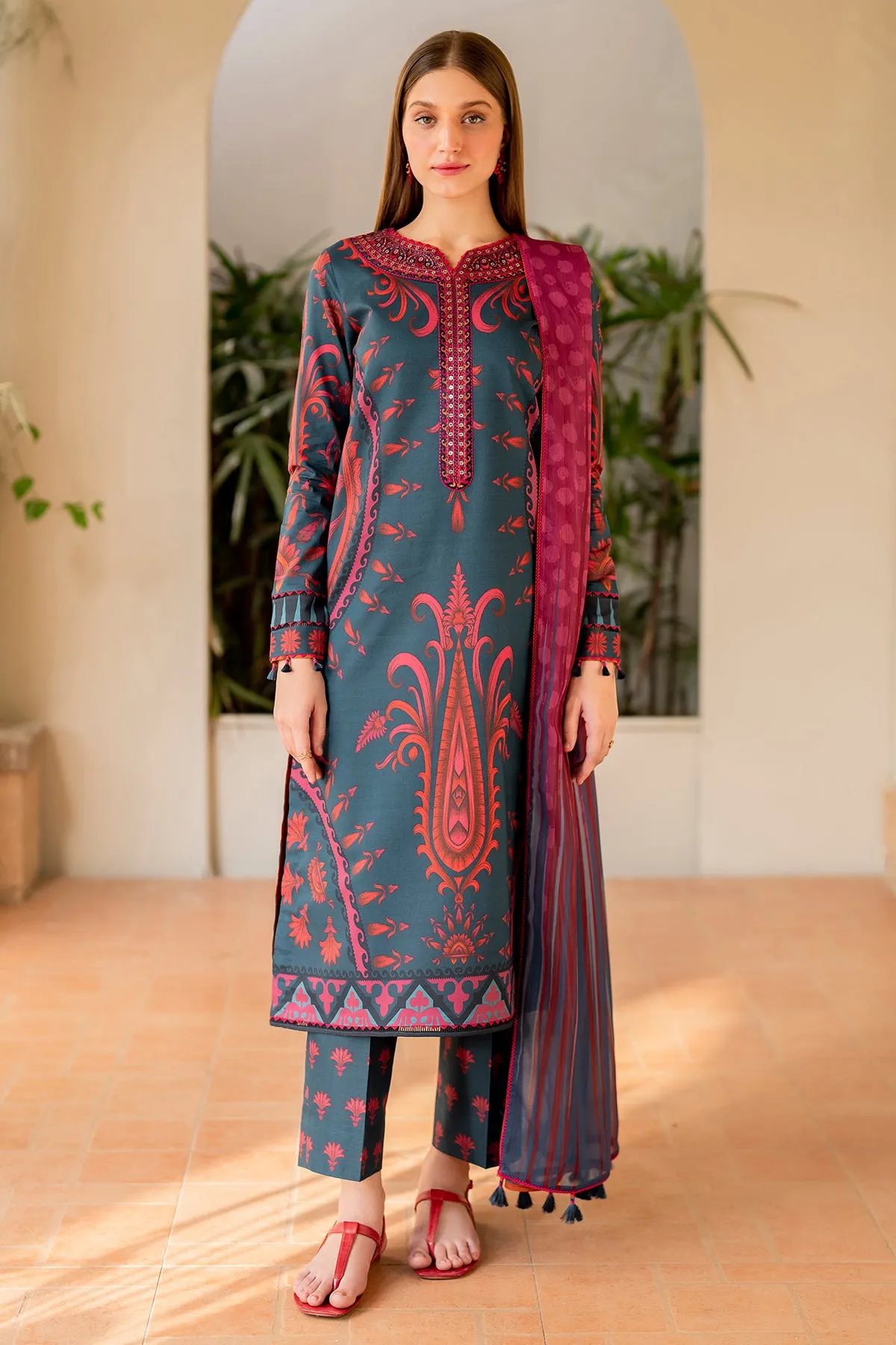 EMBROIDERED LAWN USE-9061