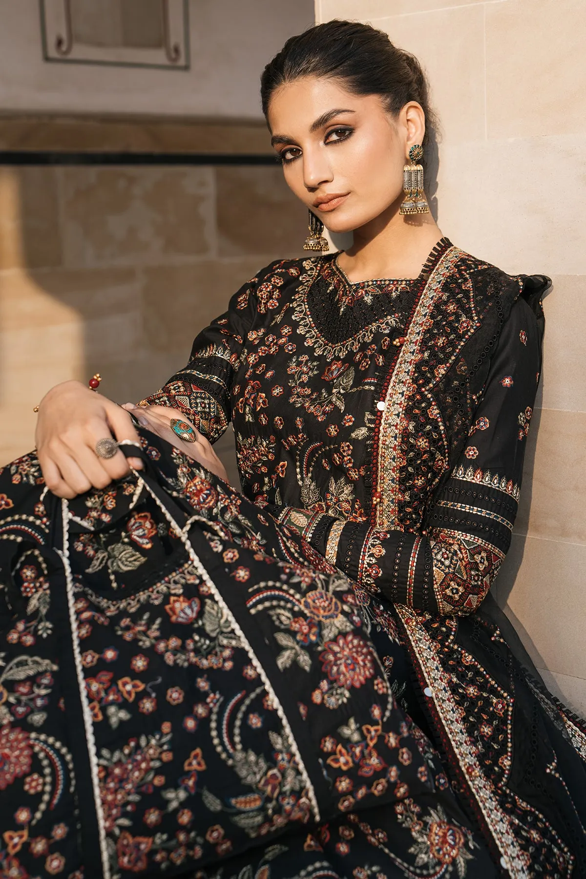 Embroidered Luxury Lawn SL24-D15