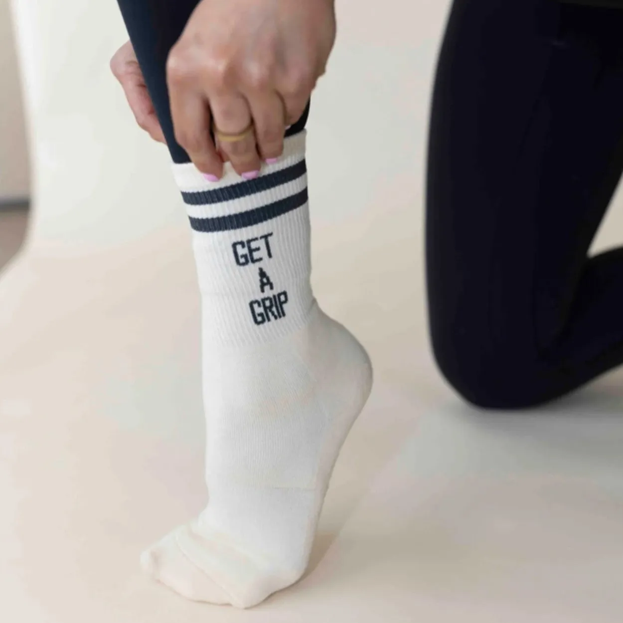 Get a Grip - Crew Grip Sock (Barre / Pilates)