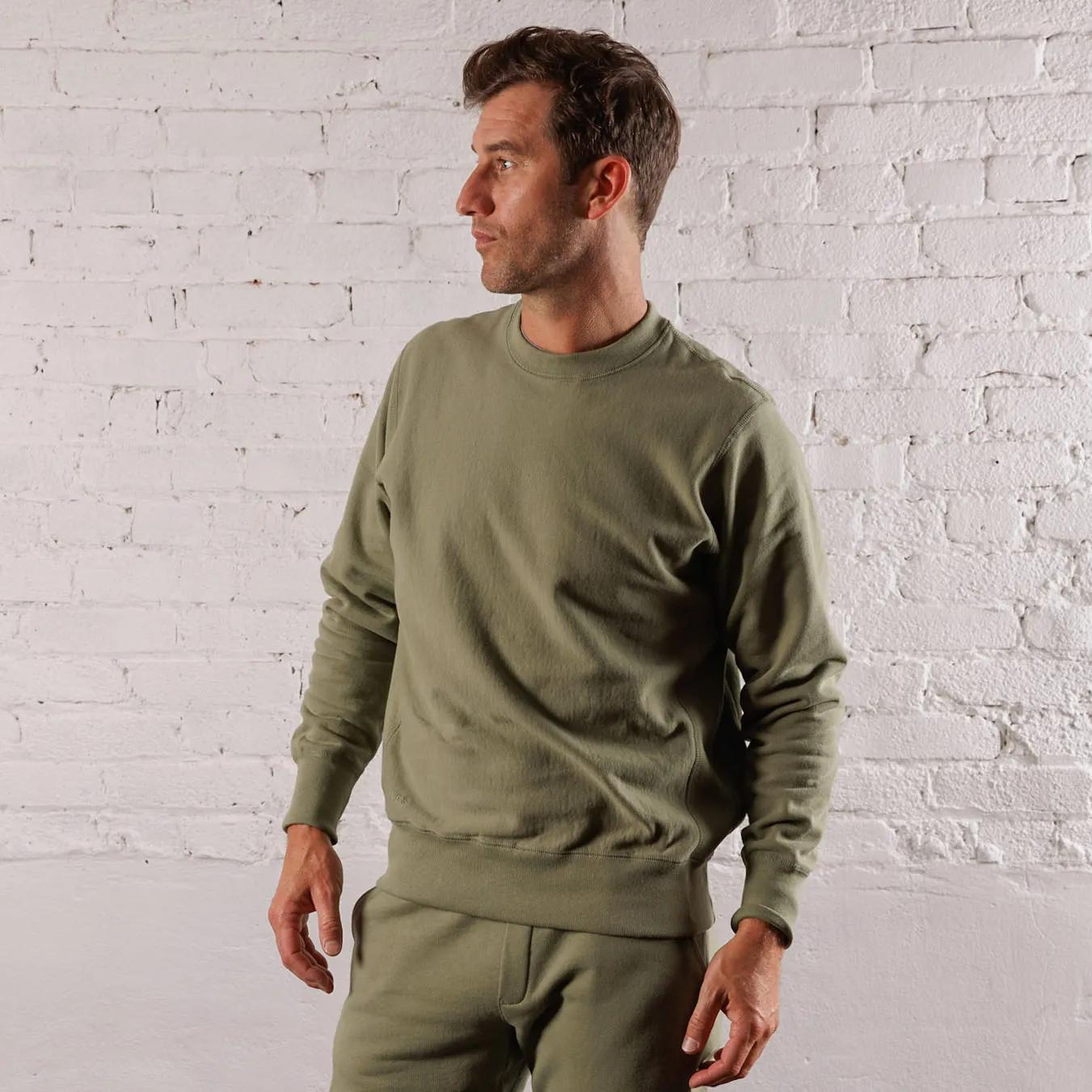 Skyline Heavyweight Fleece Crewneck in Dusty Olive