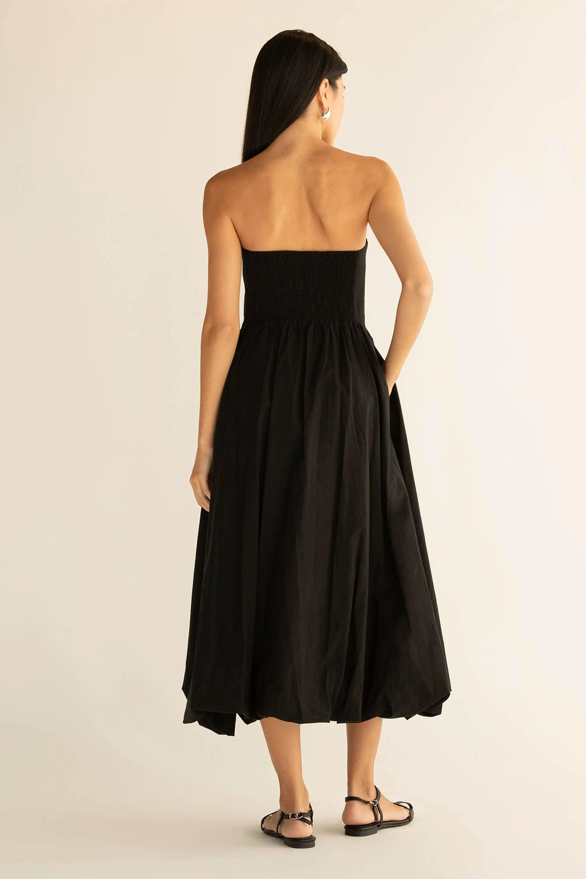 STRAPLESS BUBBLE HEM DRESS